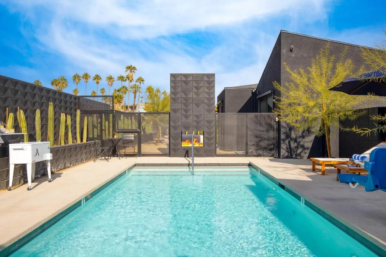 Blackhaus B10 By Avantstay Modern Room Pool Palm Springs United States