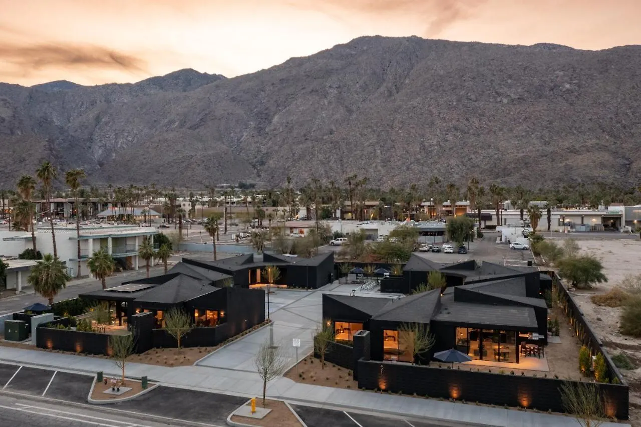 Hotel Blackhaus B10 By Avantstay Modern Room Pool Palm Springs USA