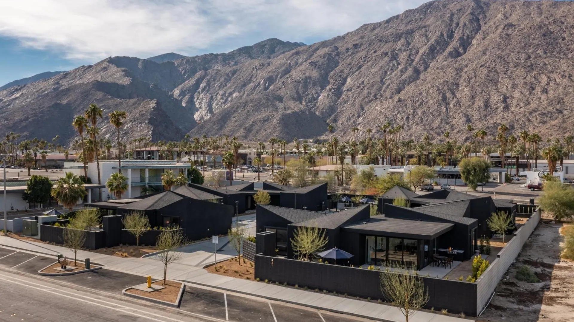 Blackhaus B10 By Avantstay Modern Room Pool Palm Springs